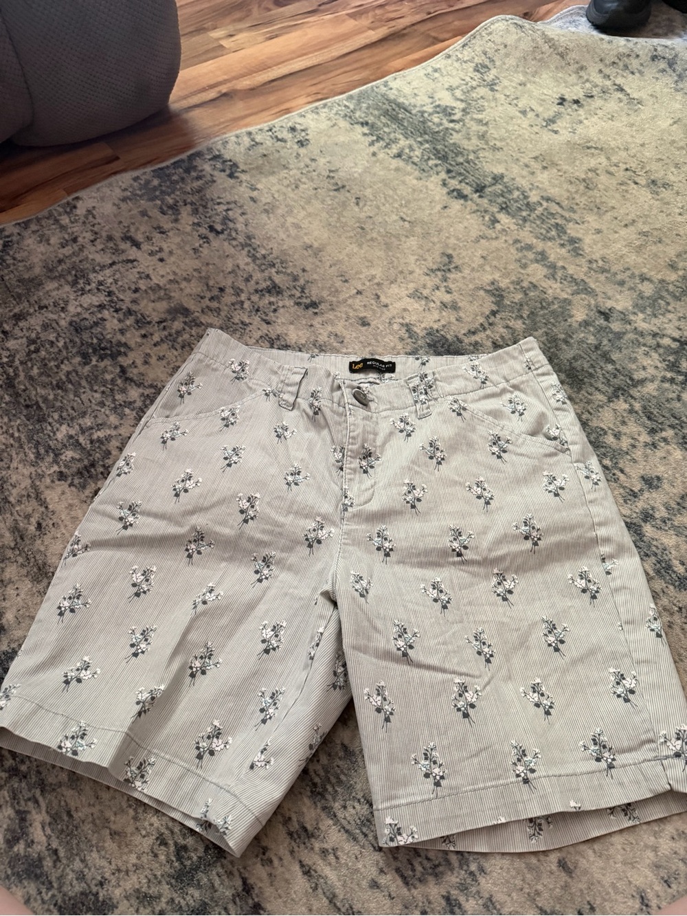 Lee Women’s Light Gray Floral Embroidered Shorts